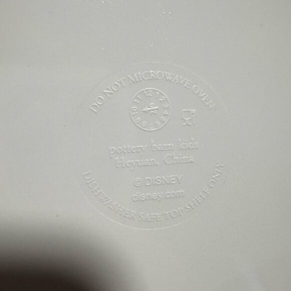 Bundle of 9 Melamine Plates - Picture 12 of 12